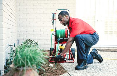 Difference Between Hydro-jetting and Snaking